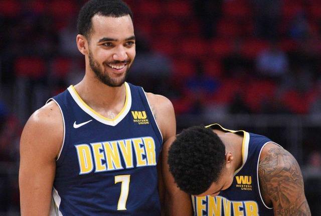 扛起球队进攻！小波特半场19分4抢断，第二节5中5（小波特火力全开：半场19分4抢断，次节5投5中扛起进攻）