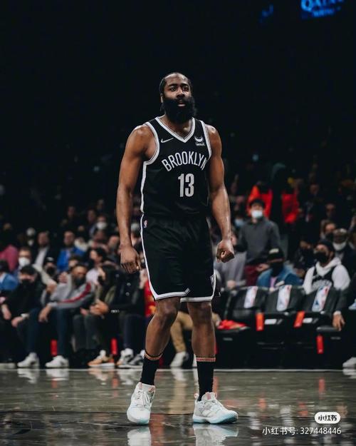 马德兴：中国足球管理组织没上道，没有协调好内卷和外战矛盾（马德兴：中国足球管理层治理失当，未妥善协调内卷与外战之间的矛盾）