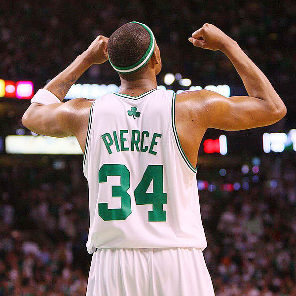 TA：热刺在欧冠中展现出了自信，他们在英超中也应做到这点（TA：热刺欧冠信心十足，英超也该延续这份底气）